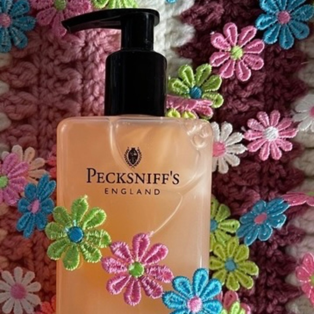 Pecksniff's Hand wash. Made in England Ginger Flower & Patchouli fragrance